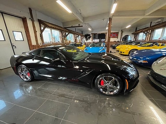 Chevrolet Corvette 10 of 20