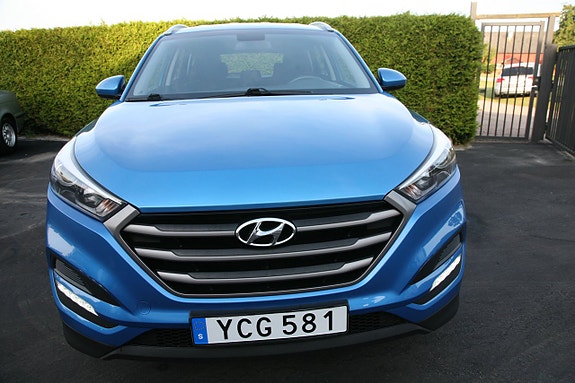 Hyundai Tucson 2 of 19