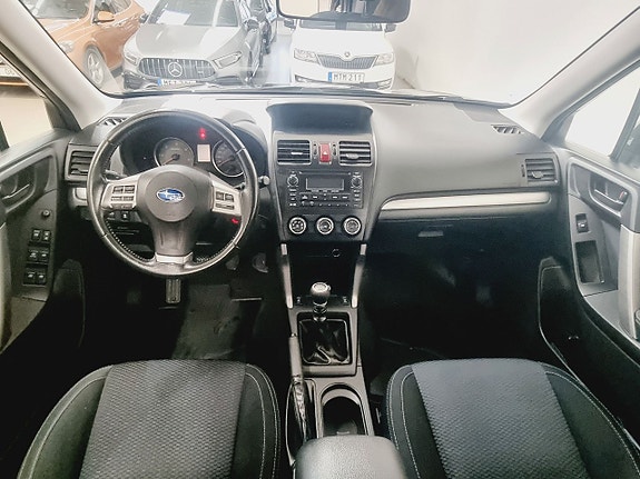 Subaru Forester 10 of 21