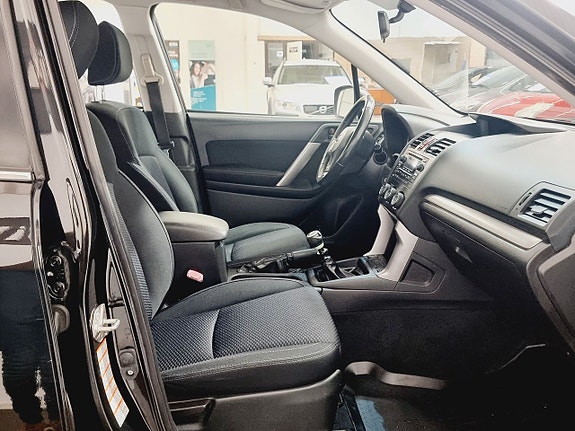 Subaru Forester 15 of 21