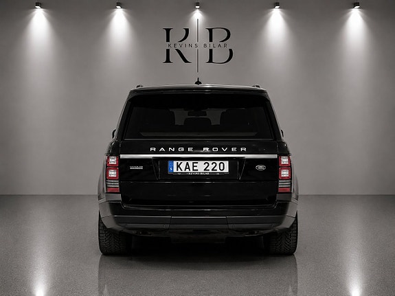 Land Rover Range Rover 7 of 30
