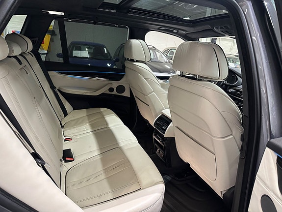 BMW X5 9 of 19
