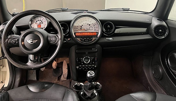 MINI One 5 of 5
