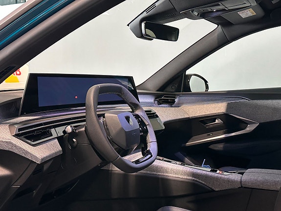 Peugeot 3008 6 of 9