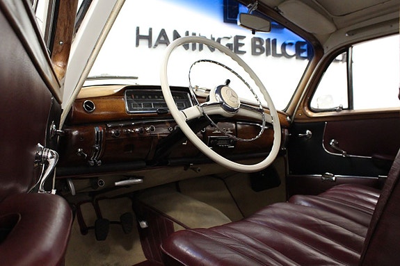 Mercedes-Benz W180 11 of 25