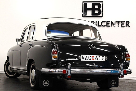 Mercedes-Benz W180 8 of 25