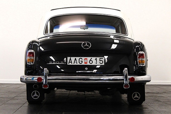 Mercedes-Benz W180 7 of 25