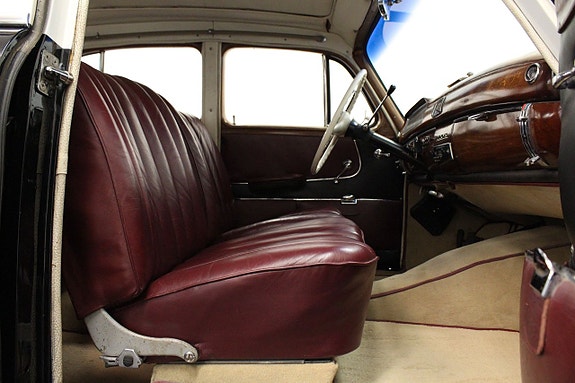 Mercedes-Benz W180 14 of 25