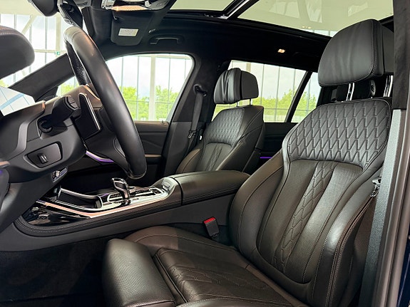 BMW X7 12 of 28
