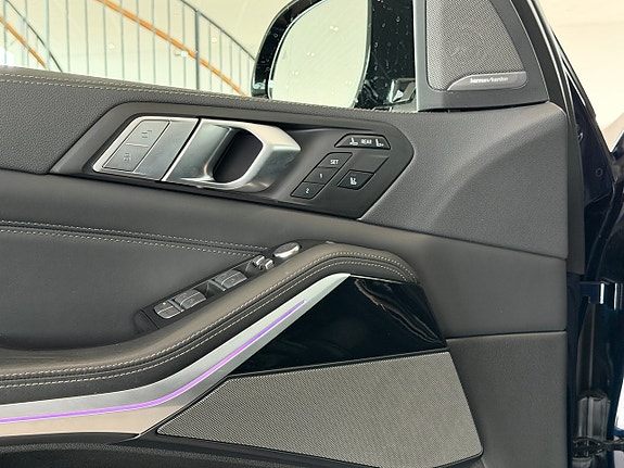 BMW X7 10 of 28