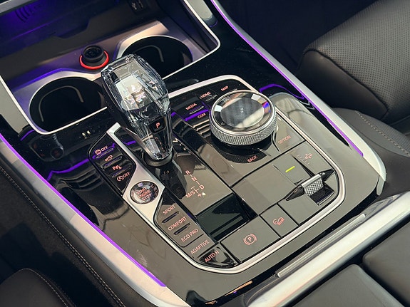 BMW X7 21 of 28