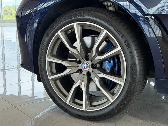 BMW X7 7 of 28