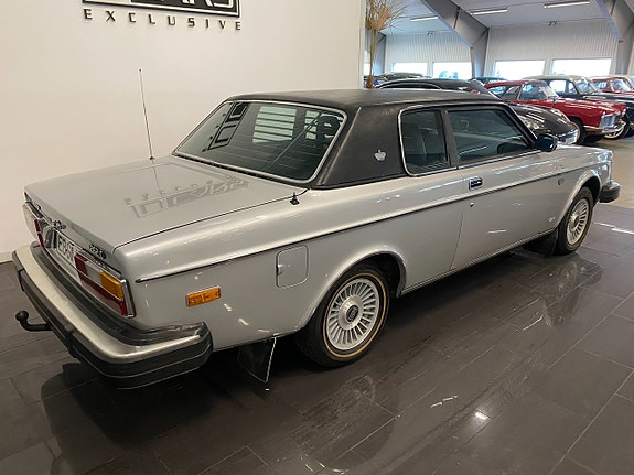 Volvo 262 7 of 30