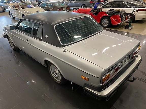 Volvo 262 6 of 30