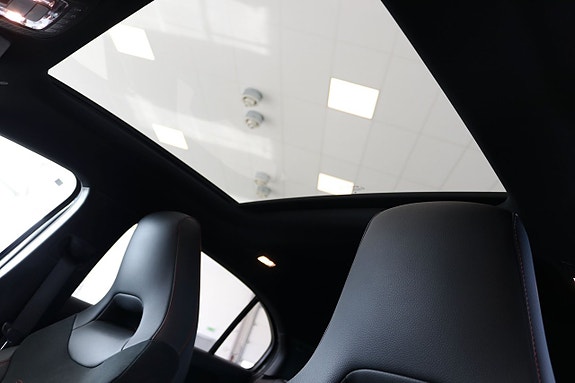 Mercedes-Benz A35 15 of 25