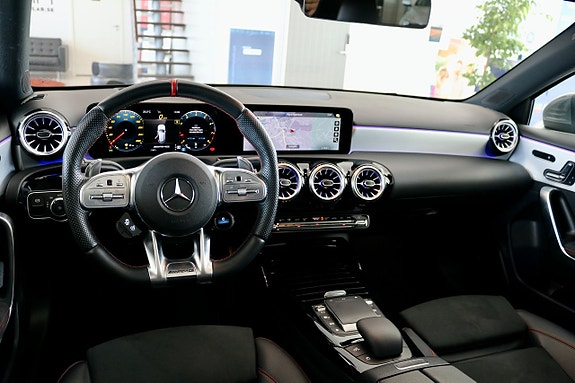 Mercedes-Benz A35 14 of 25