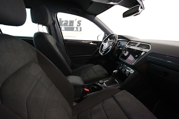 Volkswagen Tiguan 3 of 5