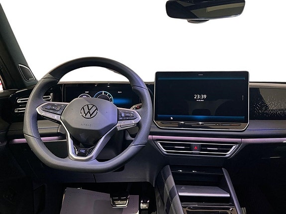Volkswagen Tiguan 9 of 21