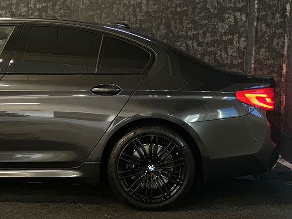 BMW 530e 7 of 26