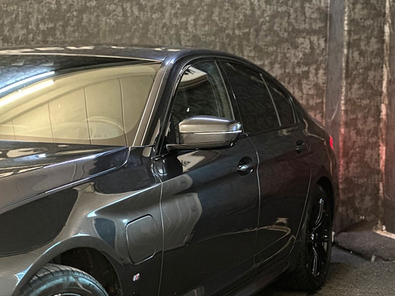 BMW 530e 3 of 26