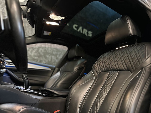 BMW 530e 12 of 26
