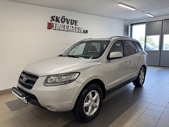 Hyundai Santa Fe 2 of 9