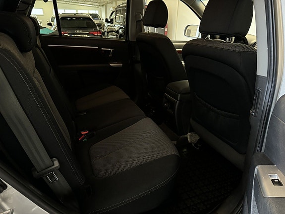 Hyundai Santa Fe 9 of 9