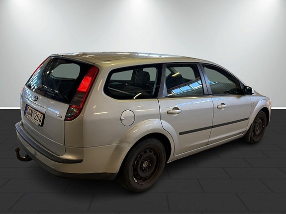 Ford Focus 5 of 5