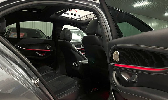 Mercedes-Benz E220 d 22 of 24