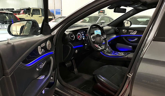Mercedes-Benz E220 d 10 of 24