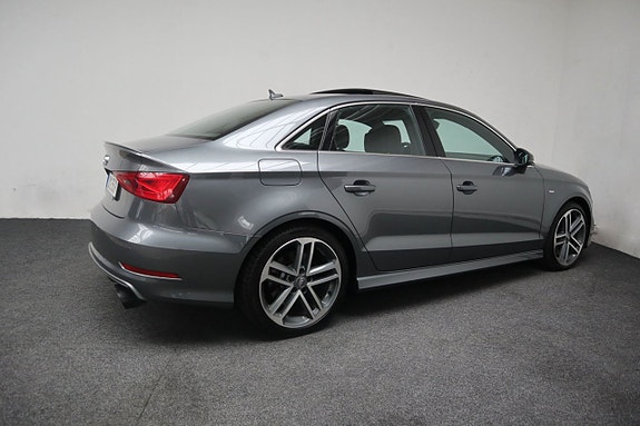 Audi S3 7 of 23