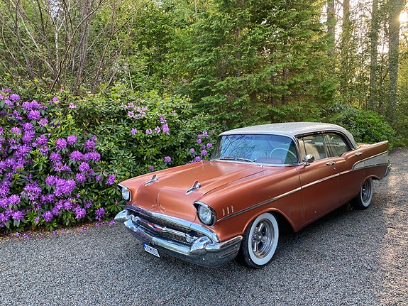 Chevrolet Bel Air 4 of 5