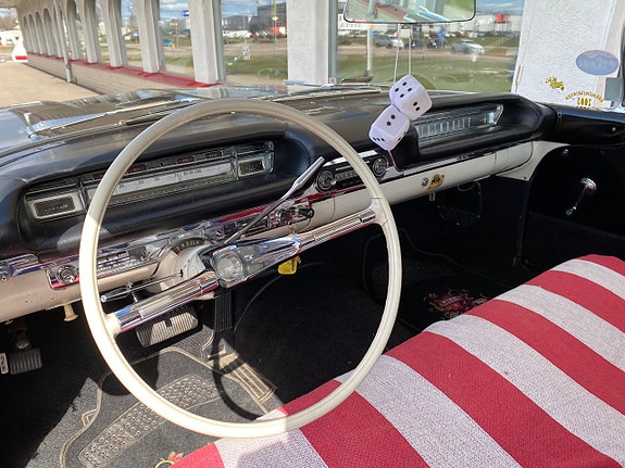 Oldsmobile 88 30 of 30
