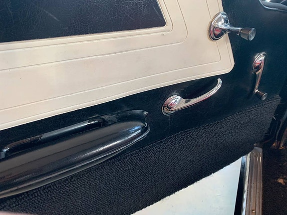 Oldsmobile 88 15 of 30