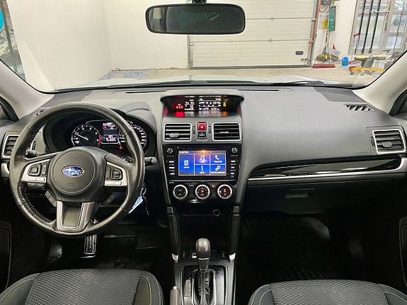 Subaru Forester 10 of 21