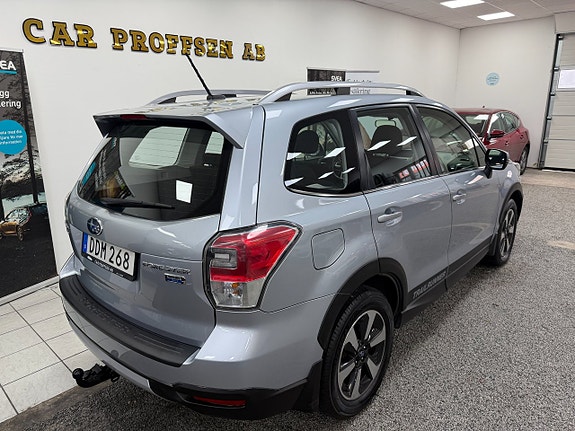 Subaru Forester 3 of 5