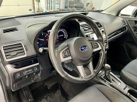 Subaru Forester 8 of 21