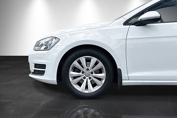 Volkswagen Golf I 3 of 5
