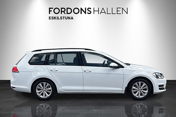 Volkswagen Golf VII 8 of 22