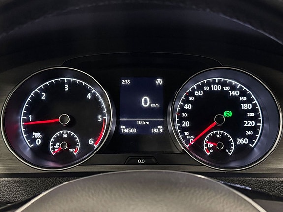 Volkswagen Golf VII 16 of 22