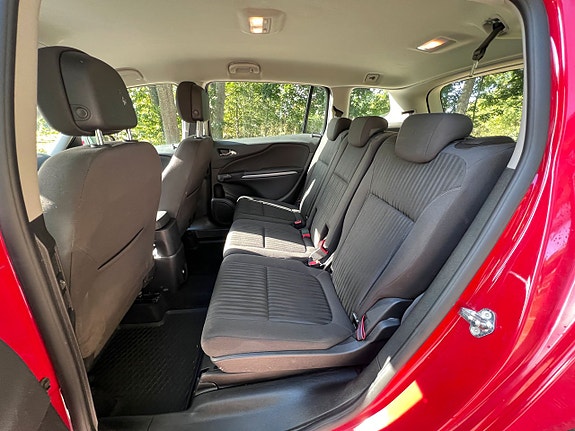 Opel Zafira Tourer 5 of 5