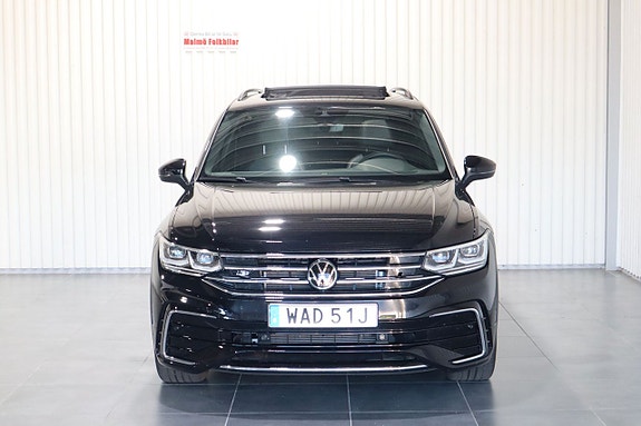 Volkswagen Tiguan 3 of 23