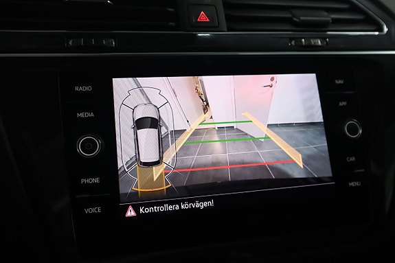 Volkswagen Tiguan 23 of 23