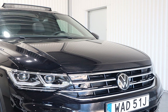 Volkswagen Tiguan 5 of 23