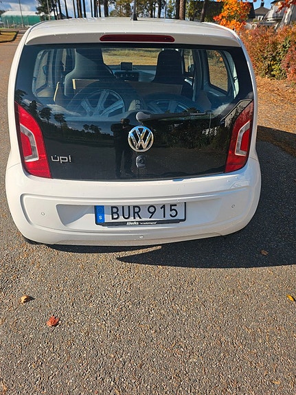 Volkswagen UP! 6 of 18