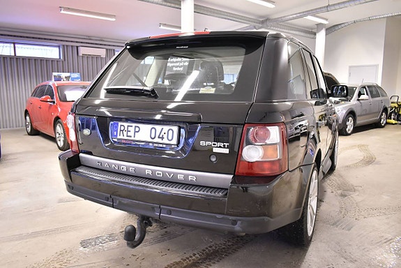 Land Rover Range Rover Sport 4 of 13