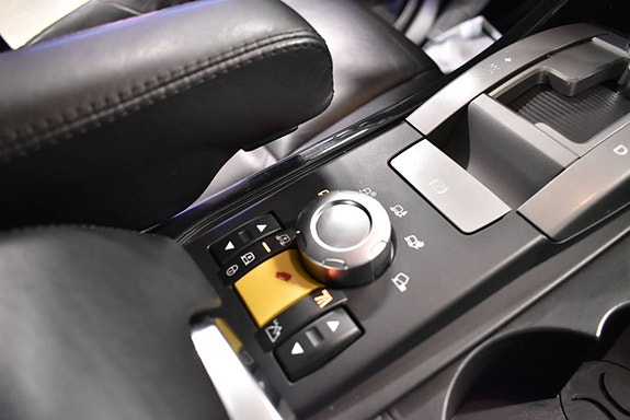 Land Rover Range Rover Sport 13 of 13