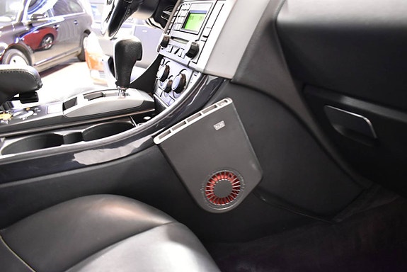 Land Rover Range Rover Sport 12 of 13