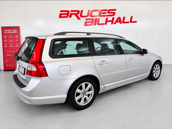 Volvo V70 5 of 9