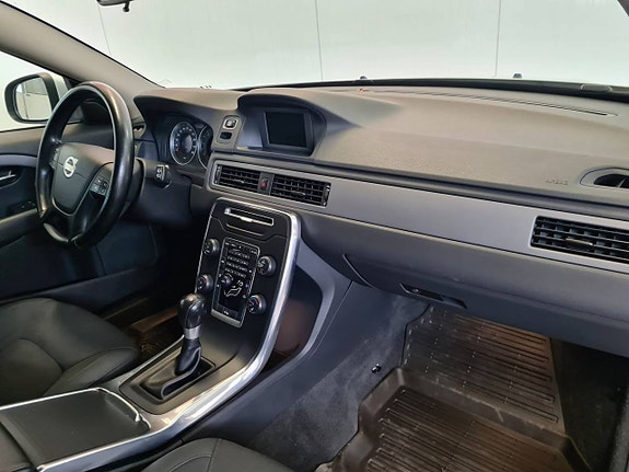 Volvo V70 9 of 11